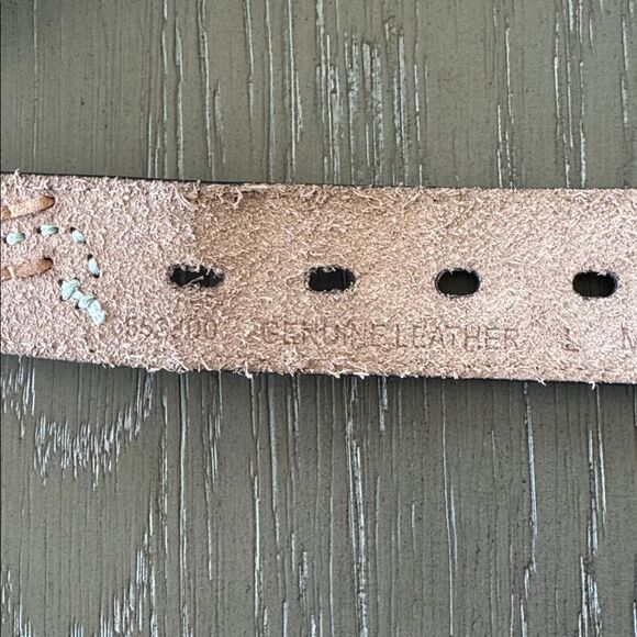 Western Tan Leather Belt with Silver-Tone Buckle Embroidered Women’s Size L EUC - Picture 12 of 12